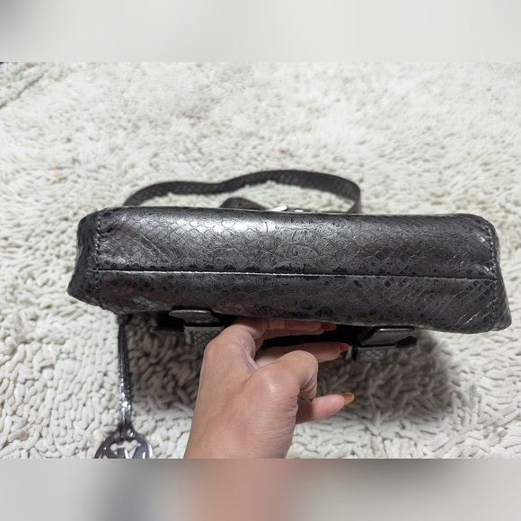 Michael Kors silver monochrome print Crossbody bag - Picture 7 of 8